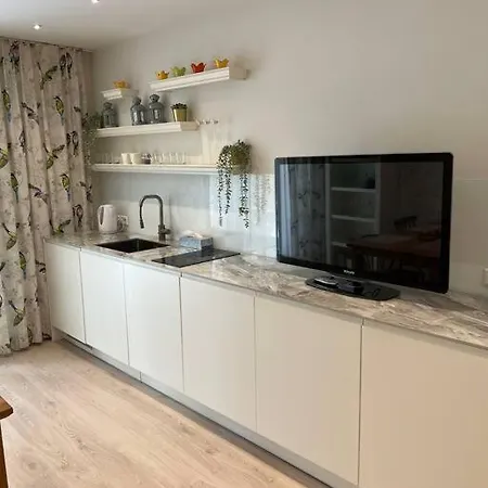 Apartment 200m To The Sea *